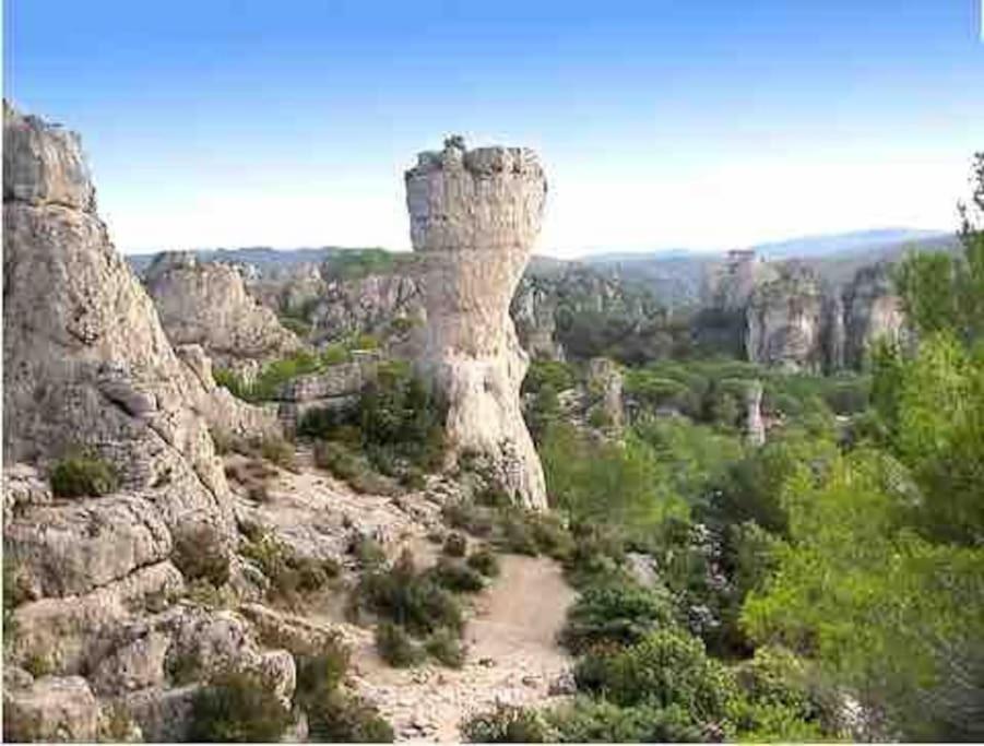 Maison Avec Exterieur Proche Saint Guilhem Le Desert ภายนอก รูปภาพ