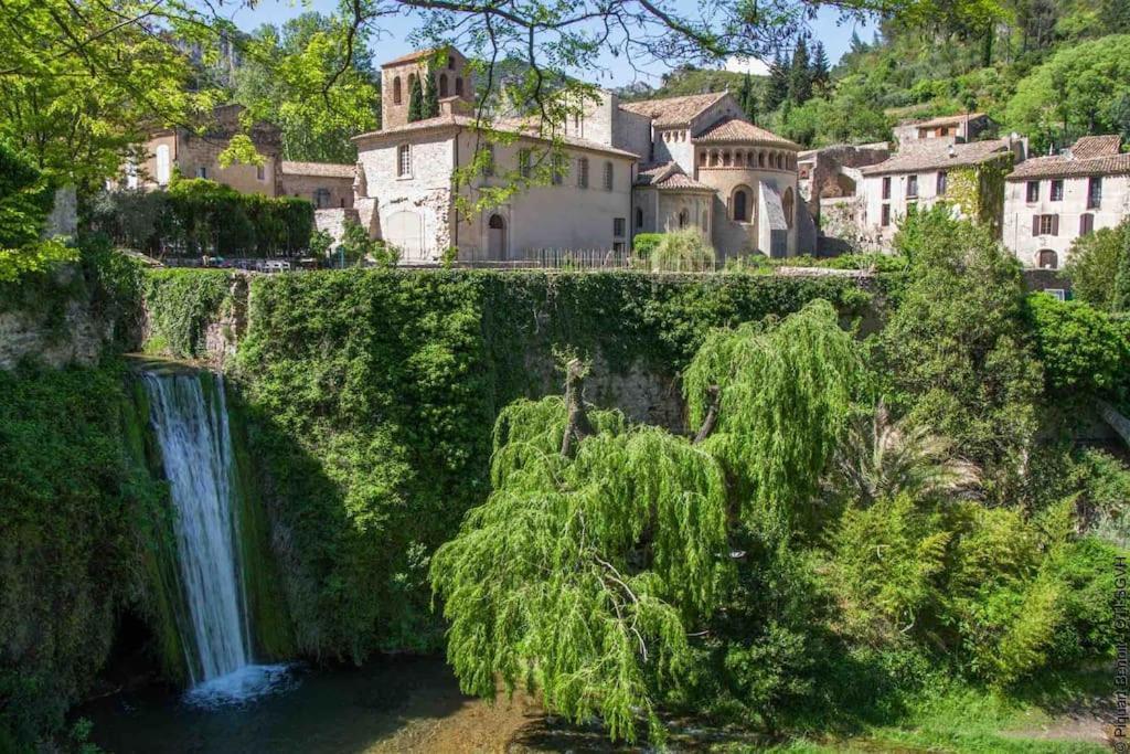 Maison Avec Exterieur Proche Saint Guilhem Le Desert ภายนอก รูปภาพ